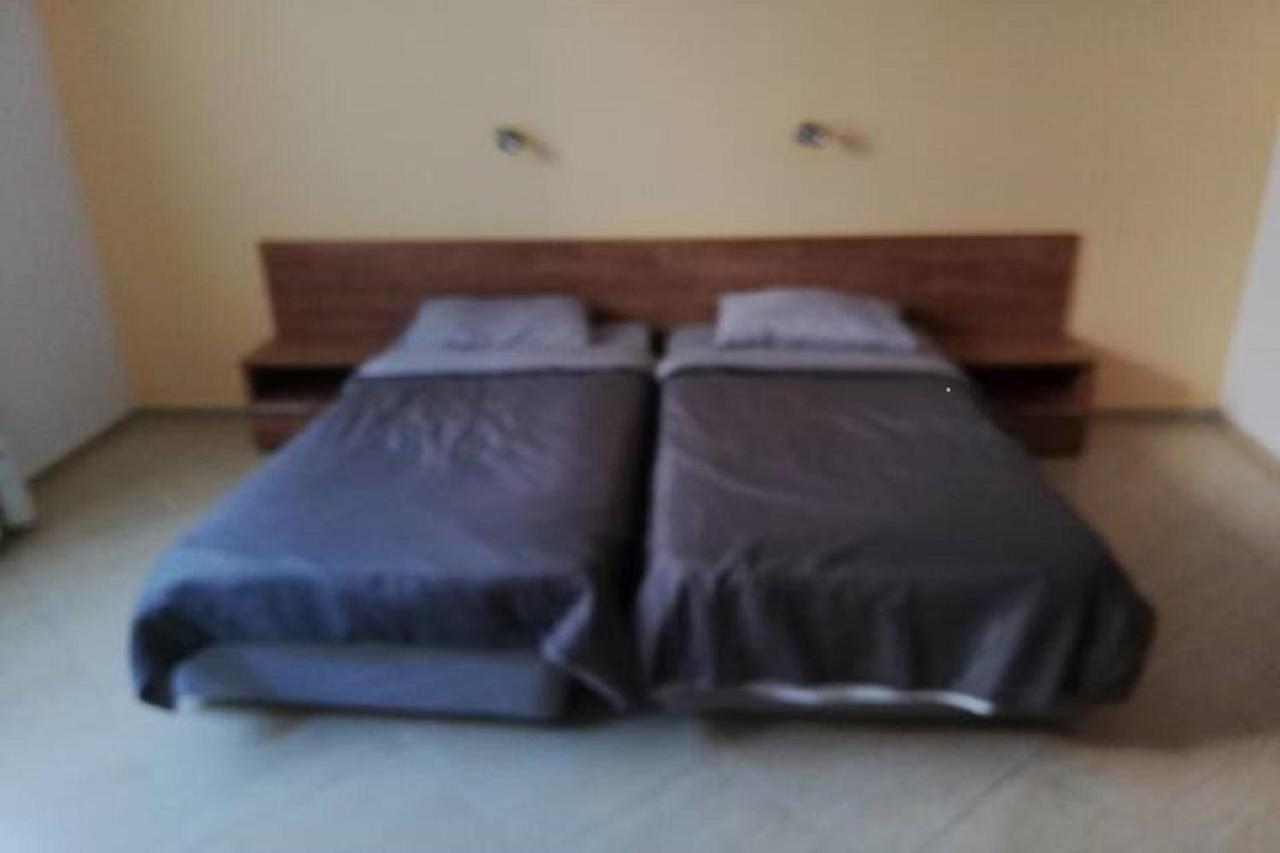 Yves 2 Bed Apart At Sun Village Sunny Beach Not Far Away From The Sea Екстер'єр фото
